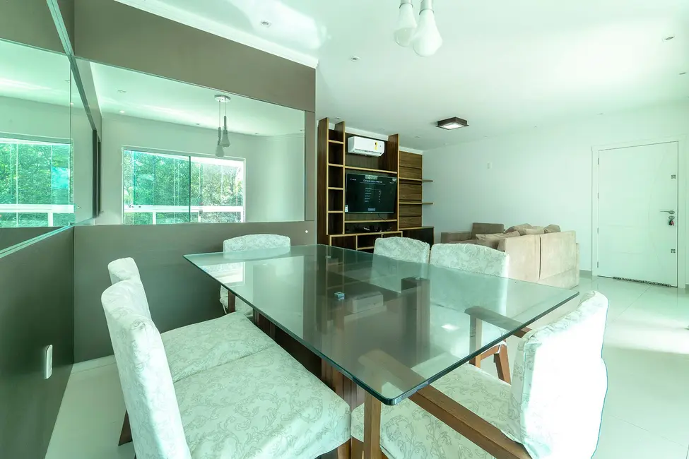 Foto 5 de Apartamento com 3 quartos para alugar, 120m2 em Bombinhas - SC