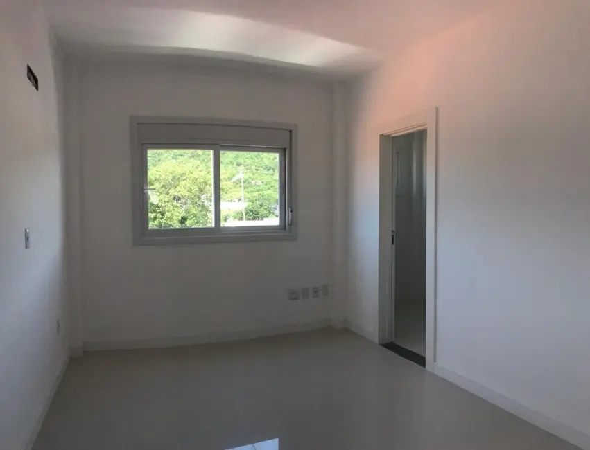 Foto 5 de Apartamento com 3 quartos à venda, 156m2 em Bombinhas - SC