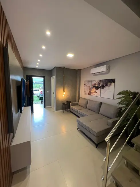 Foto 3 de Apartamento com 3 quartos à venda, 150m2 em Bombinhas - SC