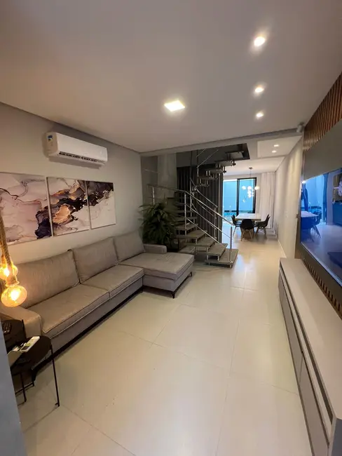 Foto 5 de Apartamento com 3 quartos à venda, 150m2 em Bombinhas - SC