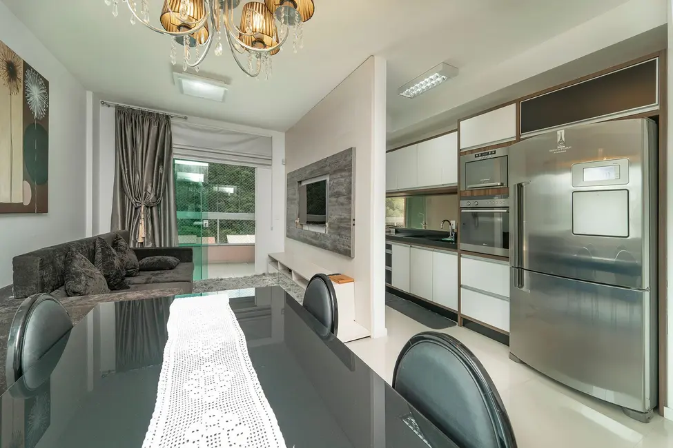 Foto 1 de Apartamento com 2 quartos para alugar, 85m2 em Bombinhas - SC