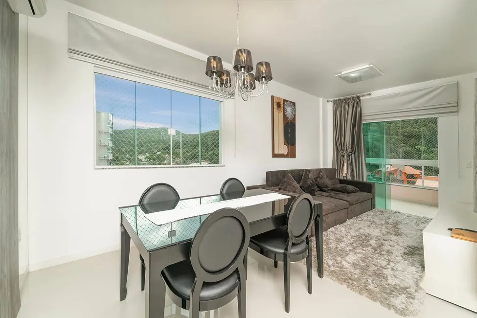 Foto 7 de Apartamento com 2 quartos para alugar, 85m2 em Bombinhas - SC