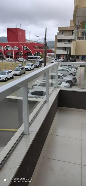 Foto 6 de Apartamento com 3 quartos à venda, 92m2 em Bombinhas - SC