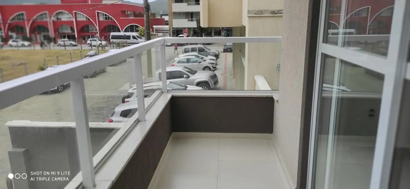 Foto 5 de Apartamento com 3 quartos à venda, 92m2 em Bombinhas - SC
