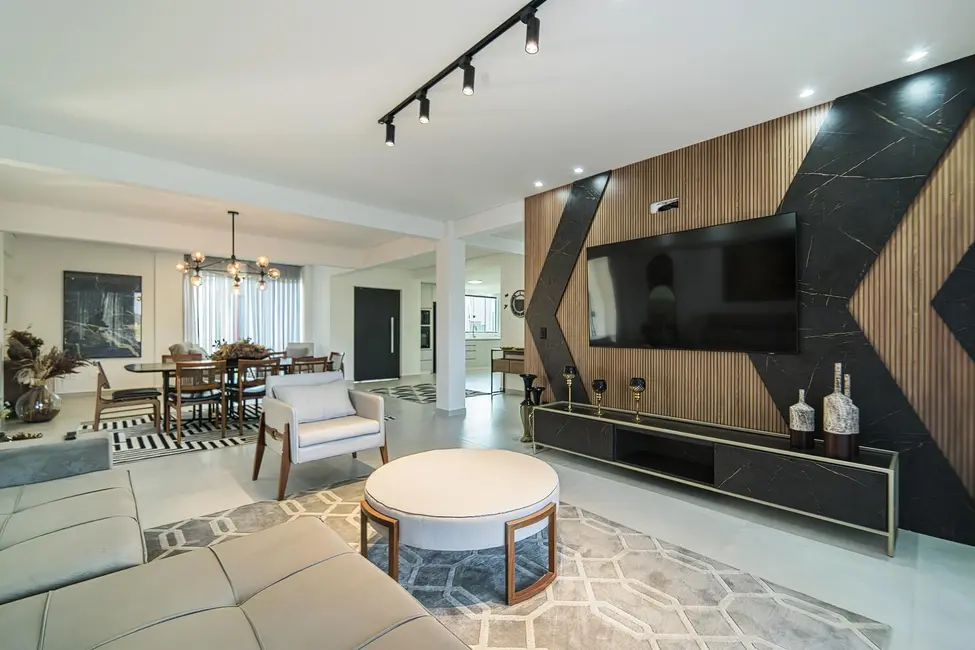 Foto 5 de Casa com 5 quartos à venda, 600m2 em Porto Belo - SC