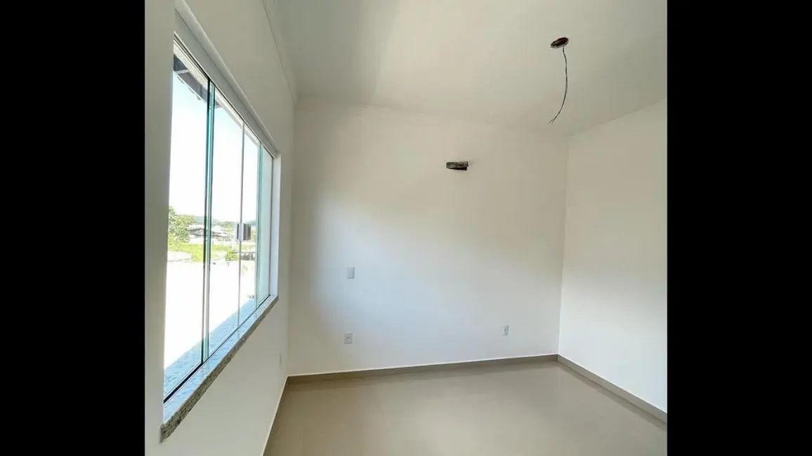 Foto 6 de Sobrado com 2 quartos à venda, 94m2 em Bombinhas - SC