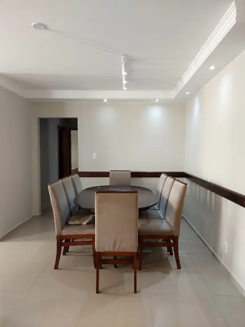 Apartamento com 3 quartos para alugar, 79m2 em Bombinhas - SC - imagem 9 Foto 9 de Apartamento com 3 quartos para alugar, 79m2 em Bombinhas - SC