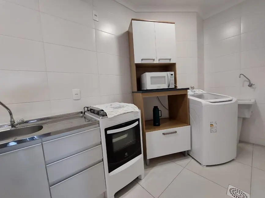 Foto 3 de Apartamento com 2 quartos à venda, 72m2 em Bombinhas - SC