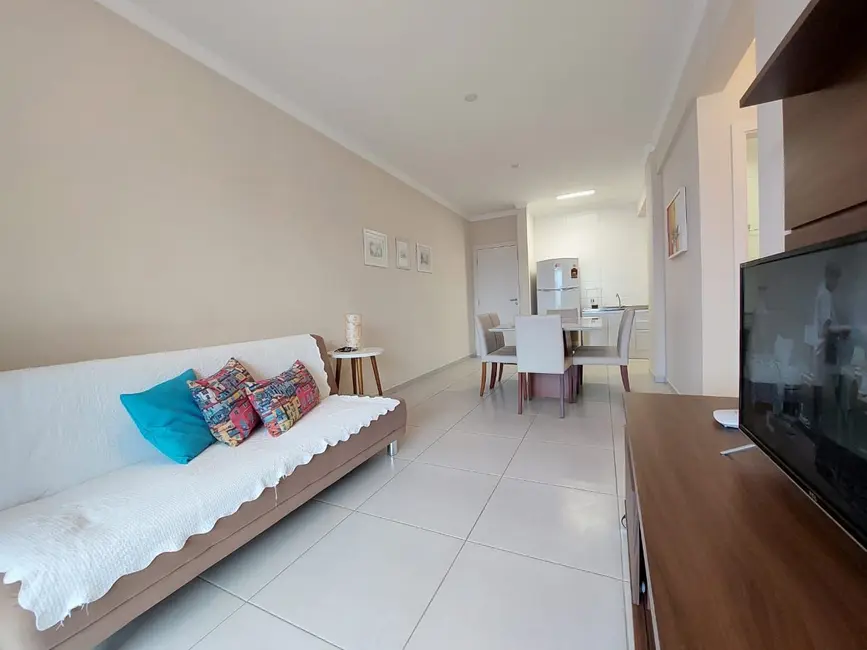 Foto 2 de Apartamento com 2 quartos à venda, 72m2 em Bombinhas - SC