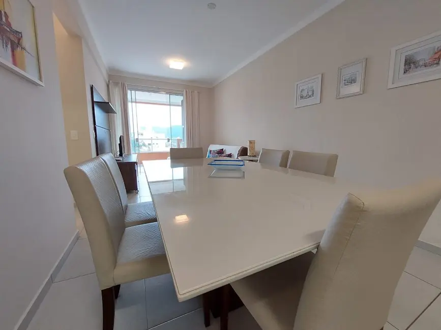 Foto 7 de Apartamento com 2 quartos à venda, 72m2 em Bombinhas - SC