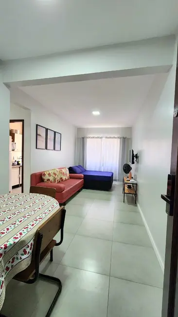 Foto 2 de Apartamento com 1 quarto para alugar, 50m2 em Bombinhas - SC