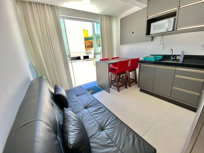 Foto 1 de Apartamento com 1 quarto para alugar, 42m2 em Bombinhas - SC