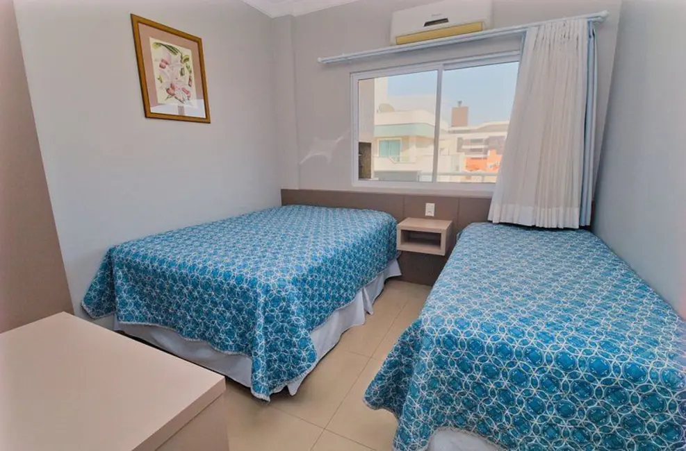 Apartamento com 2 quartos para alugar, 64m2 em Centro, Bombinhas - SC - imagem 7 Foto 7 de Apartamento com 2 quartos para alugar, 64m2 em Centro, Bombinhas - SC