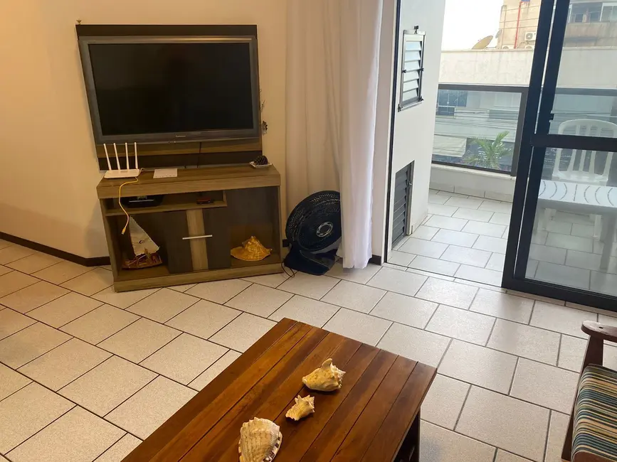 Foto 2 de Apartamento com 2 quartos para alugar, 57m2 em Bombinhas - SC