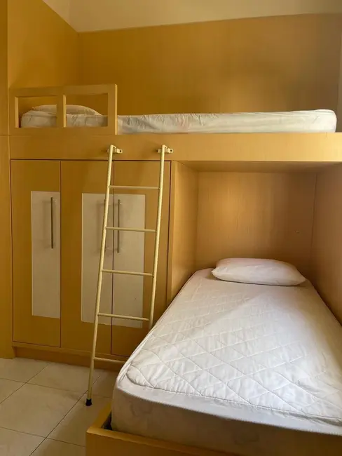 Foto 7 de Sobrado com 3 quartos para alugar, 70m2 em Bombinhas - SC