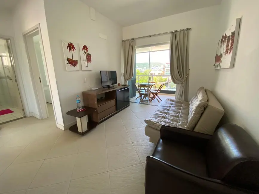 Foto 4 de Apartamento com 2 quartos para alugar, 64m2 em Bombinhas - SC