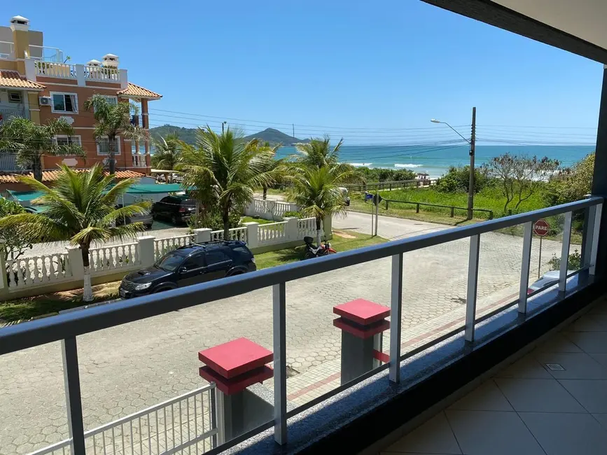 Apartamento com 1 quarto para alugar, 64m2 em Bombinhas - SC - imagem 2 Foto 2 de Apartamento com 1 quarto para alugar, 64m2 em Bombinhas - SC