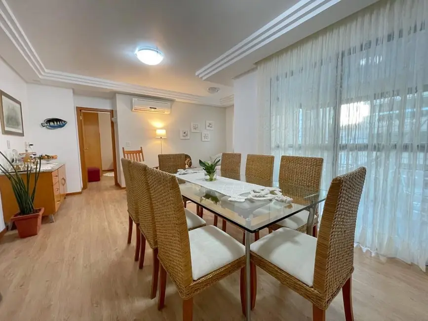 Foto 4 de Apartamento com 5 quartos para alugar, 160m2 em Bombinhas - SC