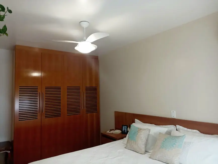 Foto 8 de Apartamento com 5 quartos para alugar, 160m2 em Bombinhas - SC