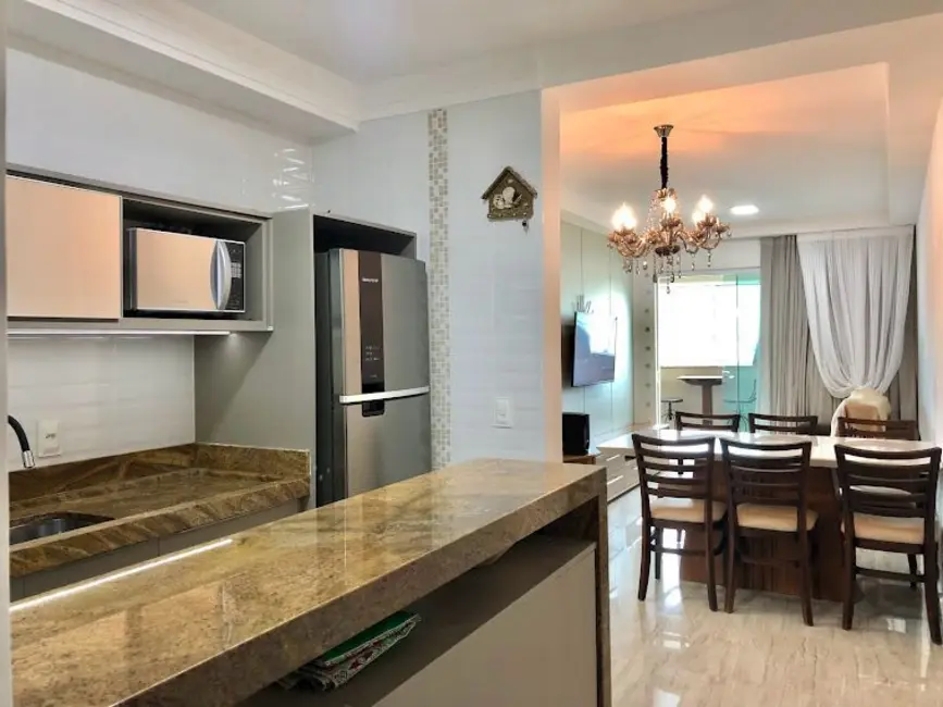 Foto 9 de Apartamento com 3 quartos à venda, 88m2 em Bombinhas - SC