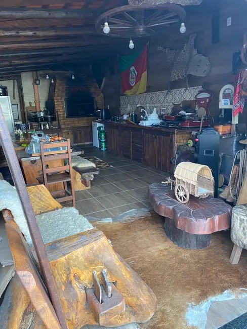 Casa com 1 quarto à venda, 252m2 em Bombinhas - SC - imagem 5 Foto 5 de Casa com 1 quarto à venda, 252m2 em Bombinhas - SC