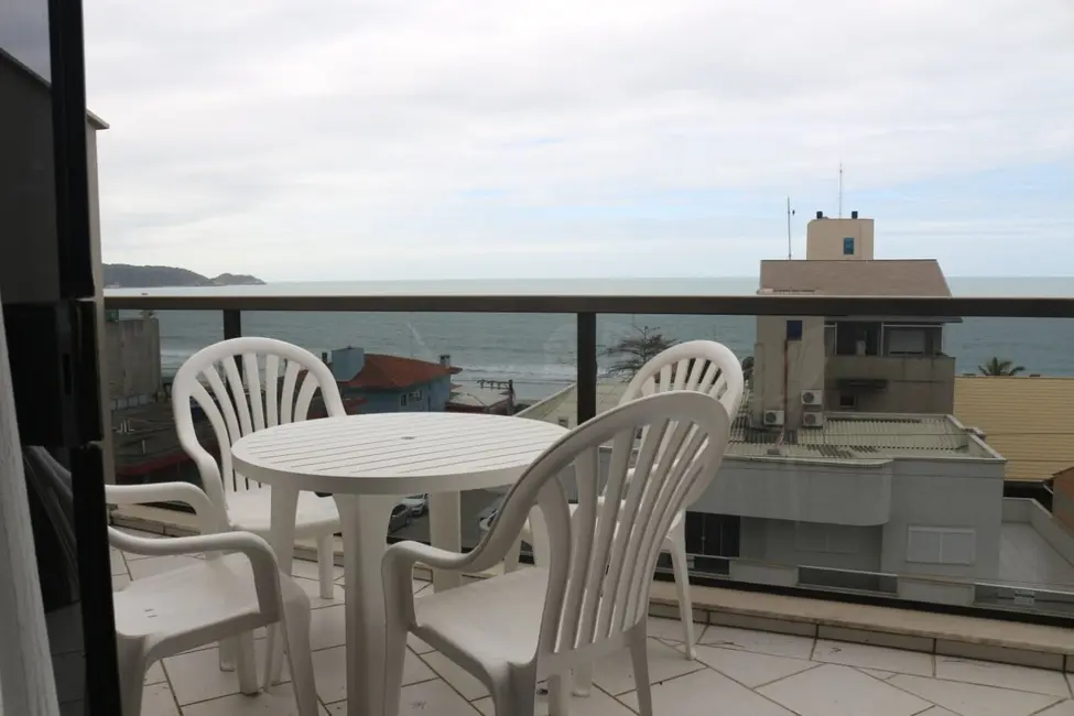 Foto 7 de Cobertura com 1 quarto para alugar, 60m2 em Bombinhas - SC