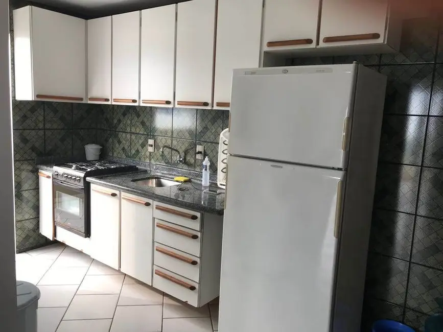 Foto 5 de Cobertura com 1 quarto para alugar, 60m2 em Bombinhas - SC