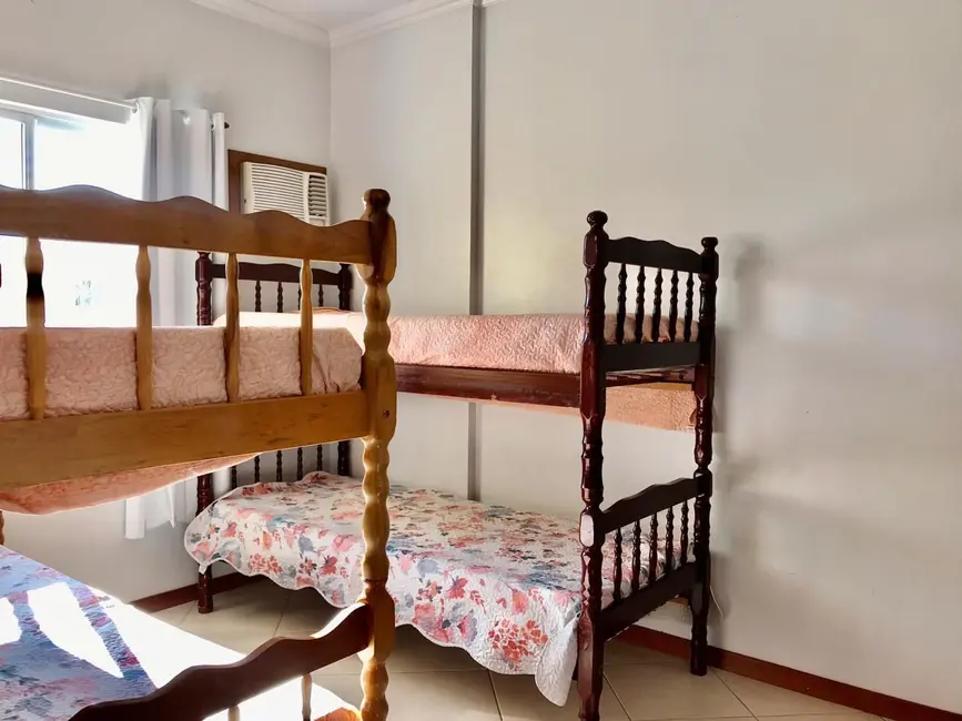 Foto 6 de Apartamento com 2 quartos para alugar, 75m2 em Bombinhas - SC