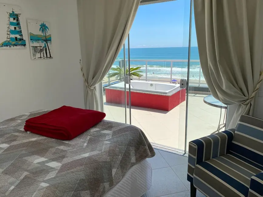 Foto 7 de Cobertura com 2 quartos para alugar, 78m2 em Bombinhas - SC