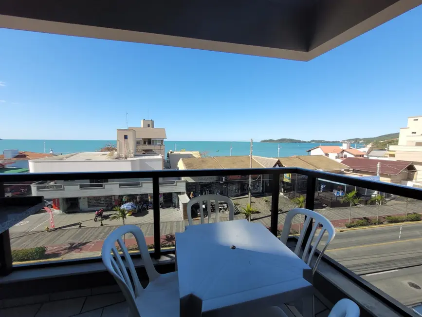 Apartamento com 2 quartos para alugar, 75m2 em Bombinhas - SC - imagem 8 Foto 8 de Apartamento com 2 quartos para alugar, 75m2 em Bombinhas - SC