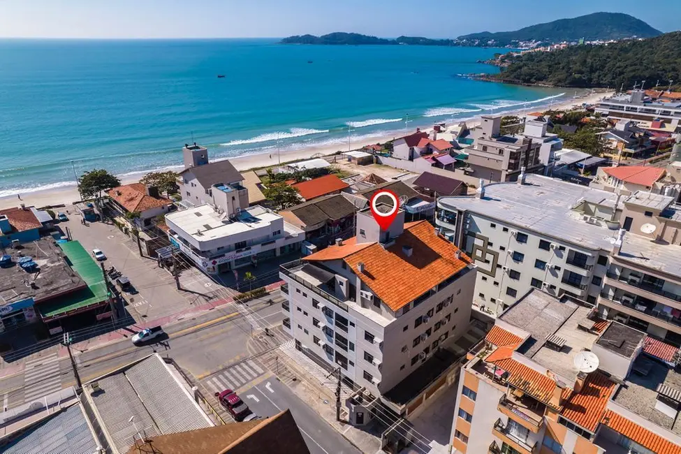 Apartamento com 2 quartos para alugar, 75m2 em Bombinhas - SC - imagem 1 Foto 1 de Apartamento com 2 quartos para alugar, 75m2 em Bombinhas - SC