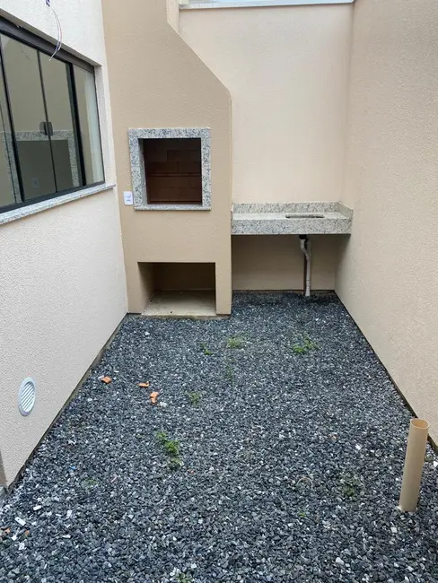 Foto 7 de Sobrado com 2 quartos à venda, 81m2 em Bombinhas - SC