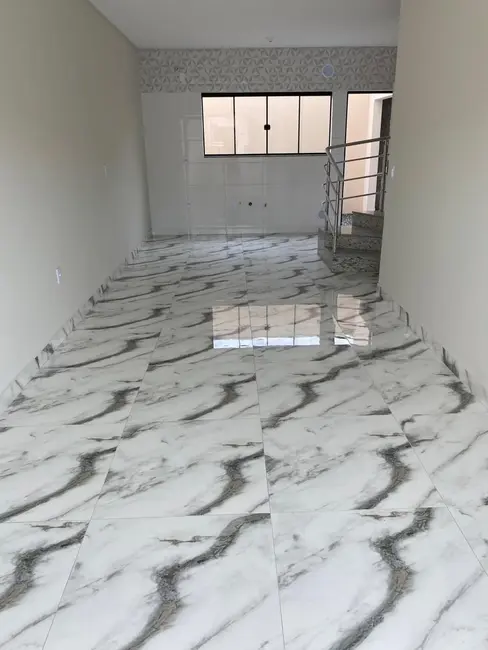 Foto 8 de Sobrado com 2 quartos à venda, 81m2 em Bombinhas - SC