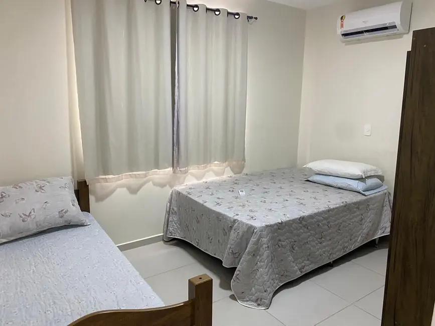Foto 7 de Apartamento com 2 quartos à venda, 78m2 em Bombinhas - SC