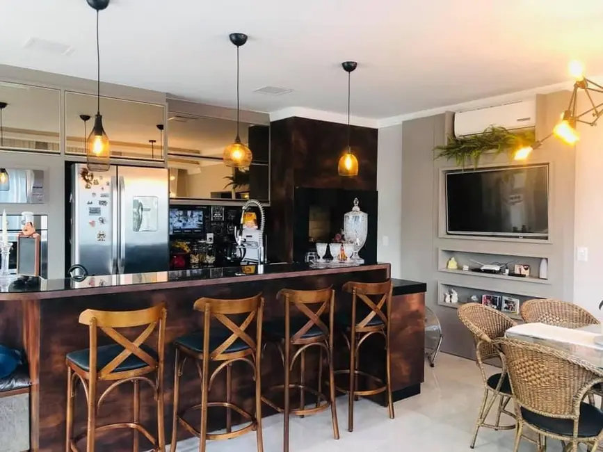 Foto 2 de Apartamento com 3 quartos à venda, 220m2 em Bombinhas - SC