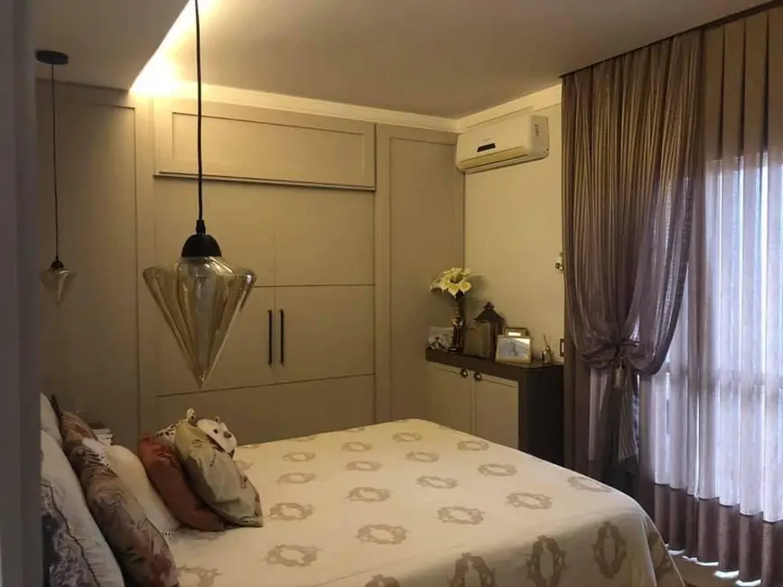 Foto 5 de Apartamento com 3 quartos à venda, 220m2 em Bombinhas - SC