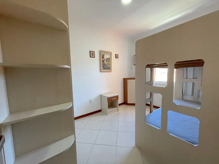 Foto 7 de Apartamento com 2 quartos para alugar, 72m2 em Bombinhas - SC