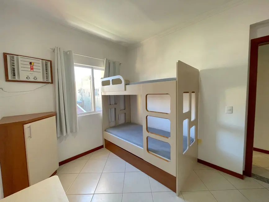 Foto 6 de Apartamento com 2 quartos para alugar, 72m2 em Bombinhas - SC
