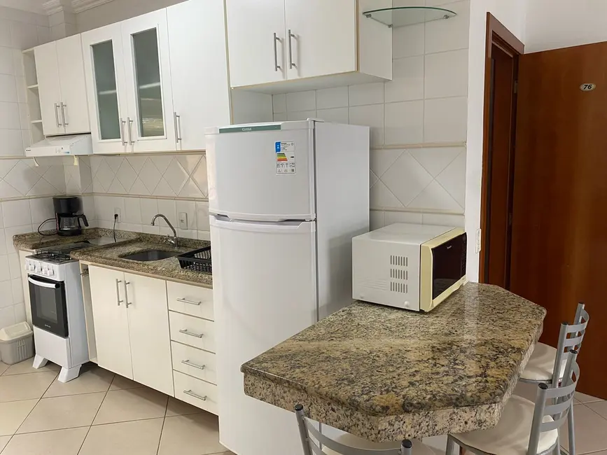 Foto 9 de Apartamento com 2 quartos para alugar, 72m2 em Bombinhas - SC