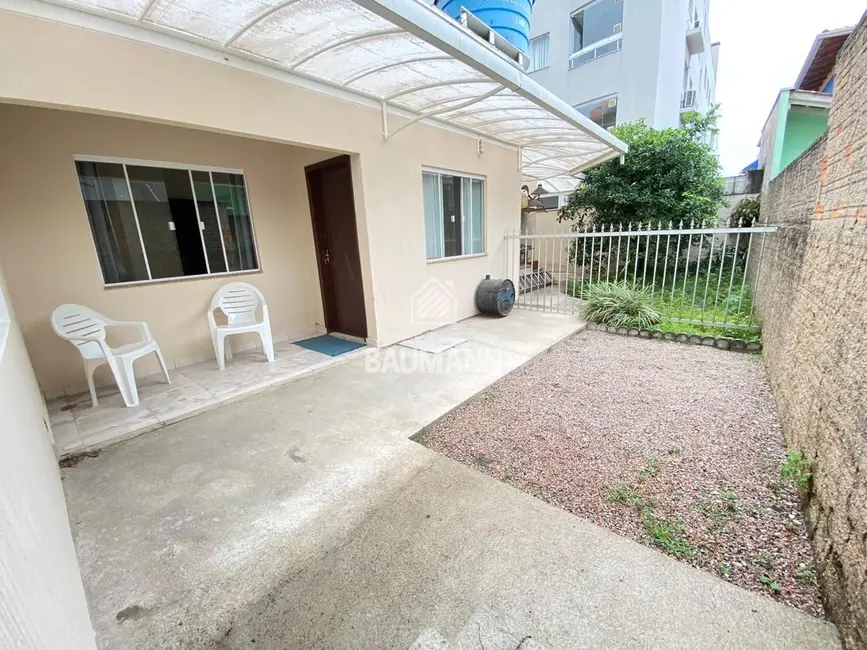 Foto 2 de Apartamento com 1 quarto para alugar, 65m2 em Bombinhas - SC