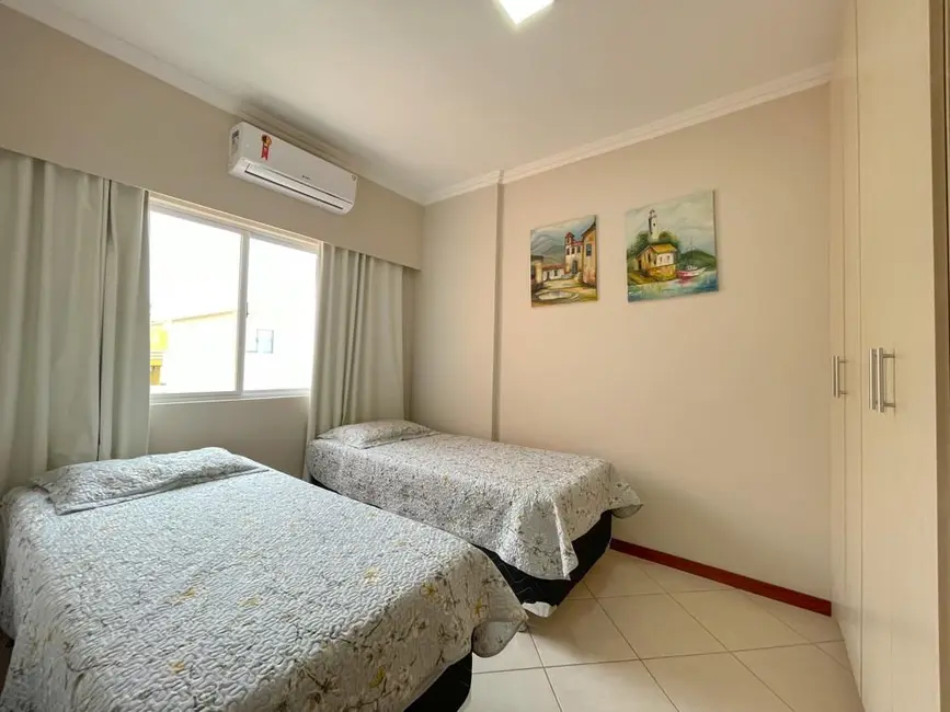 Foto 9 de Apartamento com 2 quartos para alugar, 75m2 em Bombinhas - SC