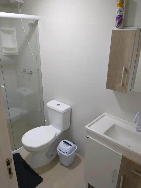 Apartamento com 2 quartos para alugar, 70m2 em Bombinhas - SC - imagem 9 Foto 9 de Apartamento com 2 quartos para alugar, 70m2 em Bombinhas - SC