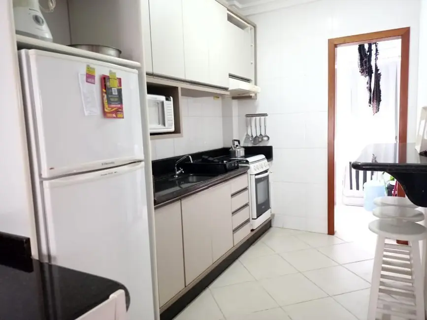 Foto 7 de Apartamento com 2 quartos para alugar, 75m2 em Bombinhas - SC
