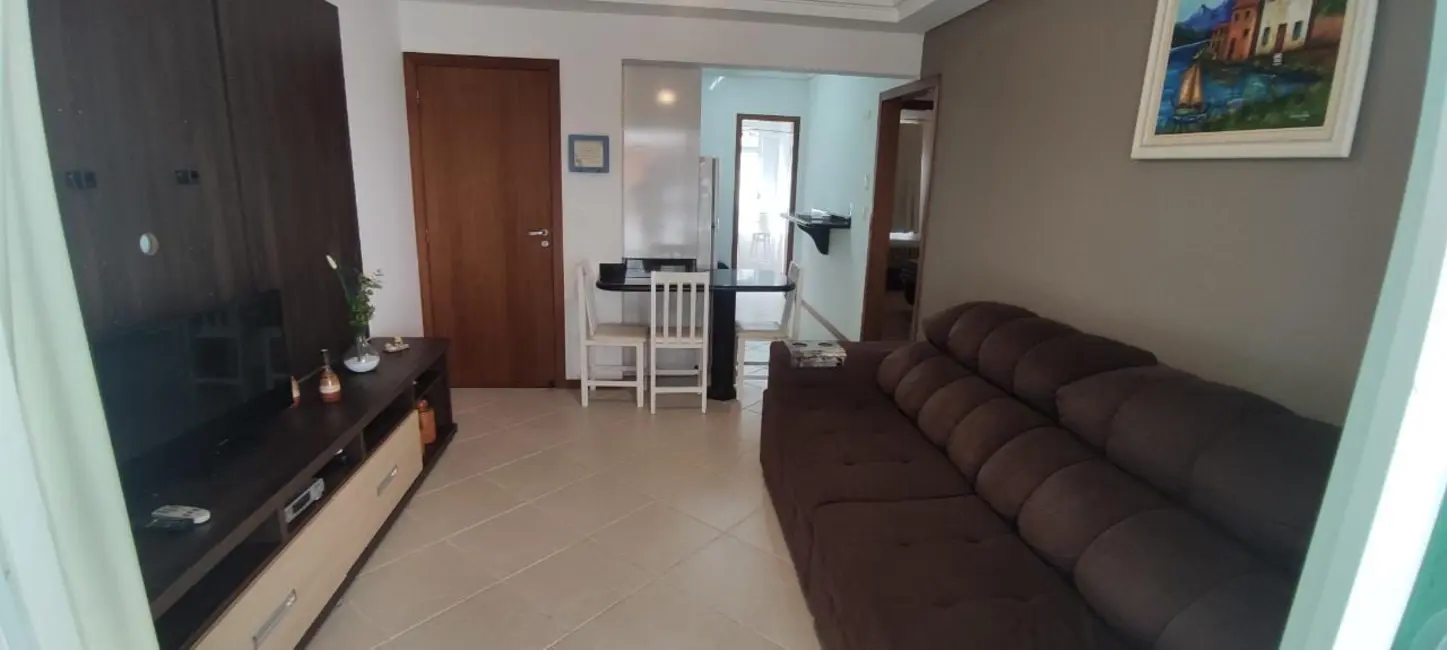 Foto 4 de Apartamento com 2 quartos para alugar, 75m2 em Bombinhas - SC
