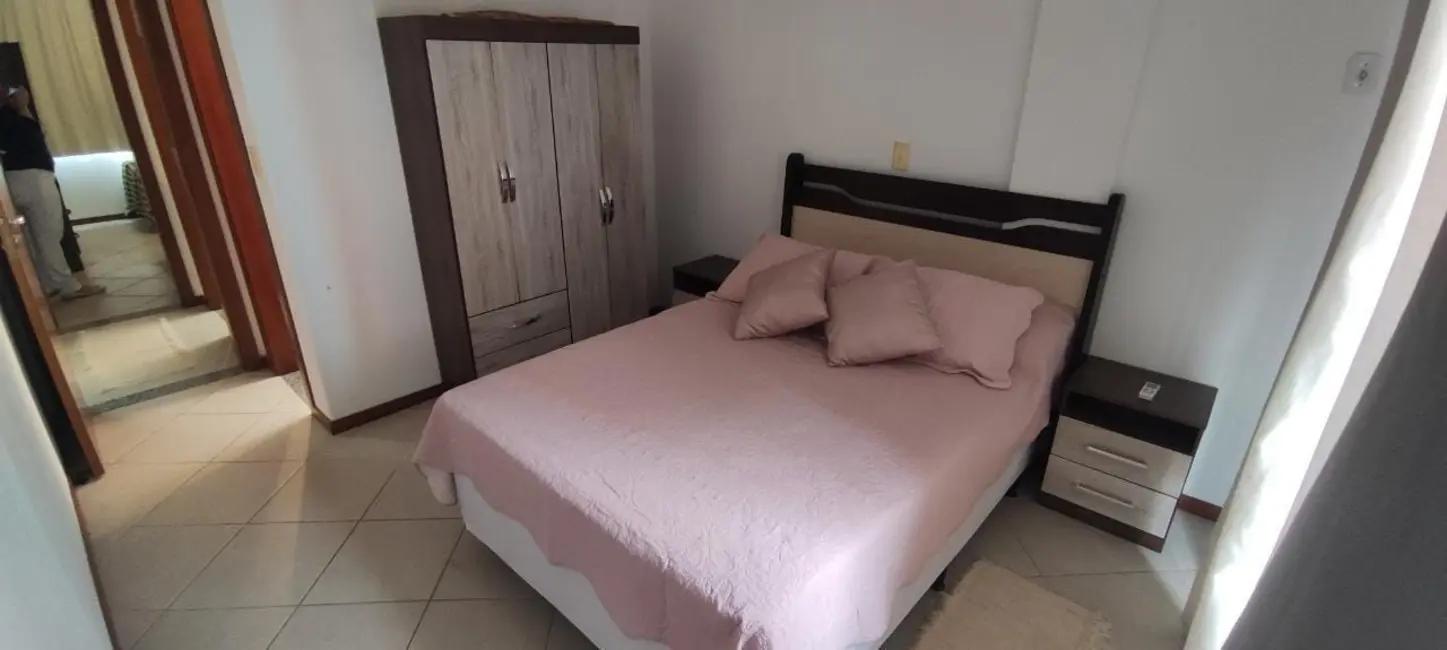 Foto 6 de Apartamento com 2 quartos para alugar, 75m2 em Bombinhas - SC