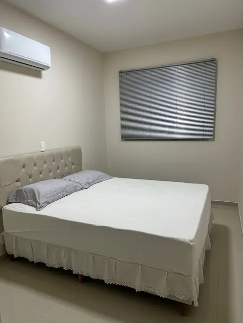 Foto 3 de Apartamento com 2 quartos para alugar, 76m2 em Bombinhas - SC