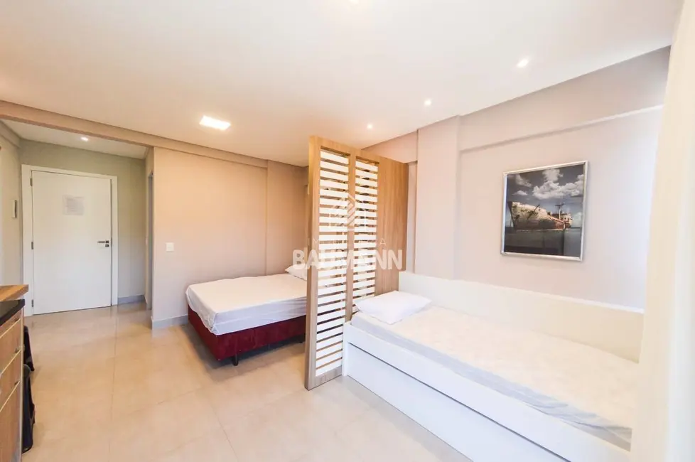 Foto 1 de Apartamento com 1 quarto para alugar, 54m2 em Centro, Bombinhas - SC