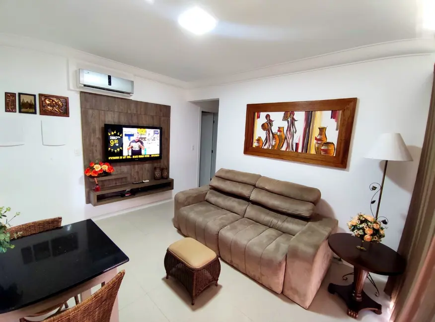 Apartamento com 2 quartos para alugar, 74m2 em Bombinhas - SC - imagem 2 Foto 2 de Apartamento com 2 quartos para alugar, 74m2 em Bombinhas - SC