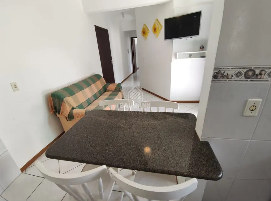 Foto 1 de Apartamento com 2 quartos para alugar, 65m2 em Bombinhas - SC