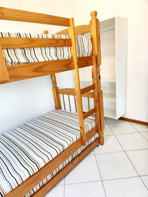 Foto 8 de Apartamento com 2 quartos para alugar, 65m2 em Bombinhas - SC